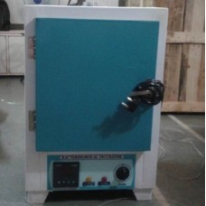 Bacteriological Incubators